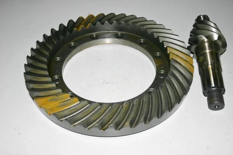 COROA E PINHAO 6X41 FORD F-11000/12000/14000 - CARGO 1317/1418/1419 - BRASEIXOS L-147