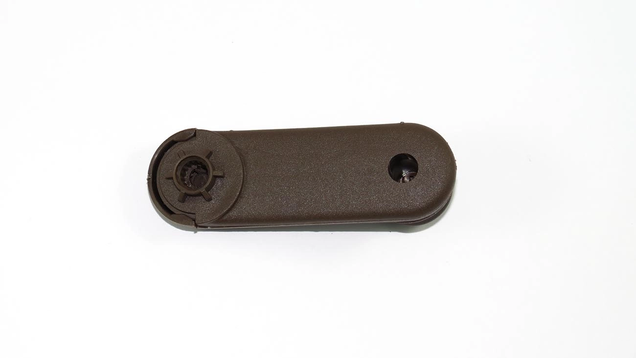MANIVELA VIDRO MB 709/909/912 - MARRON PLASTICO