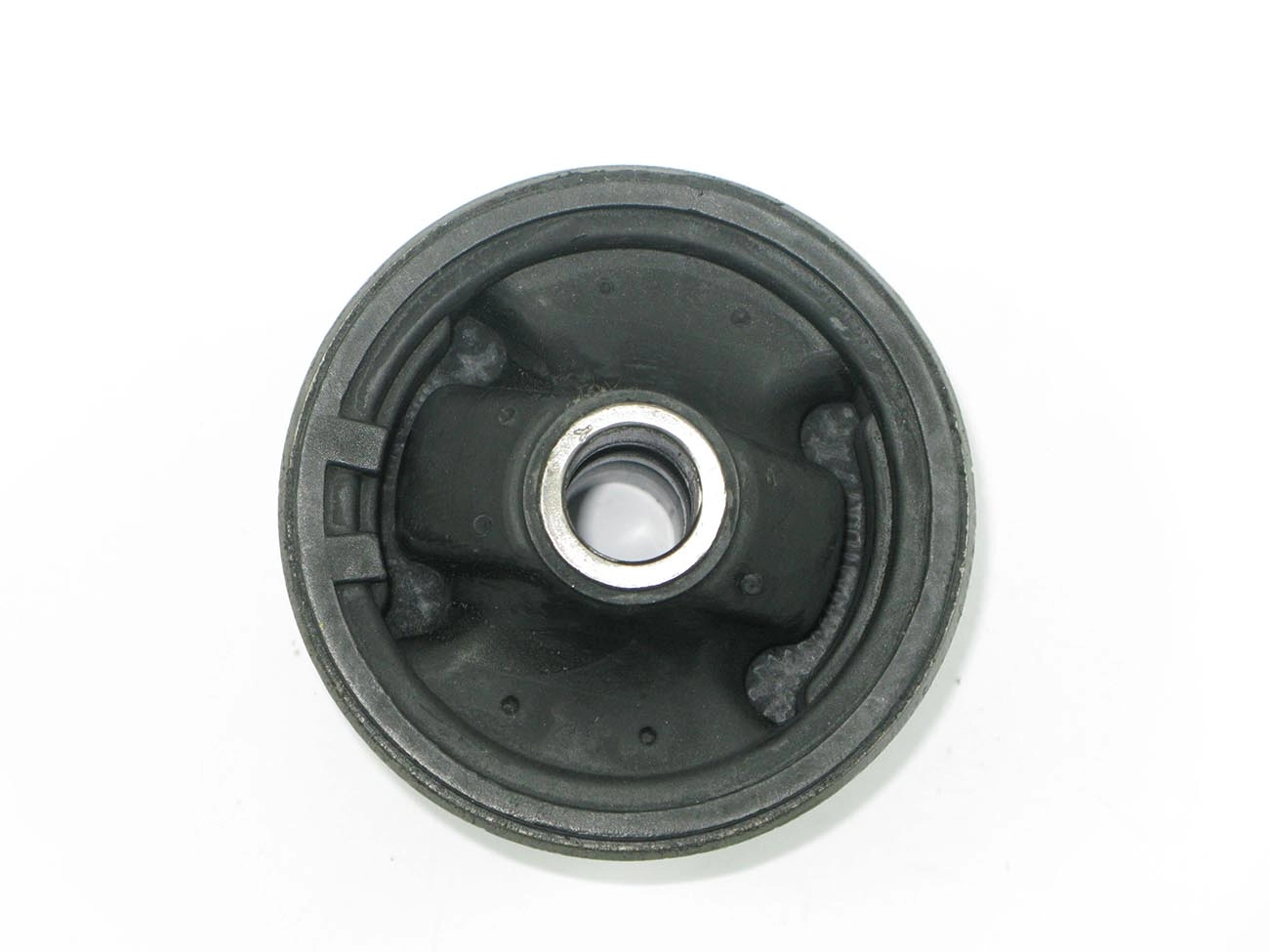BUCHA TRASEIRA BANDEJA SUSPENSÃO DIANTEIRA MAIOR TOYOTA COROLLA/FIELDER 02/19