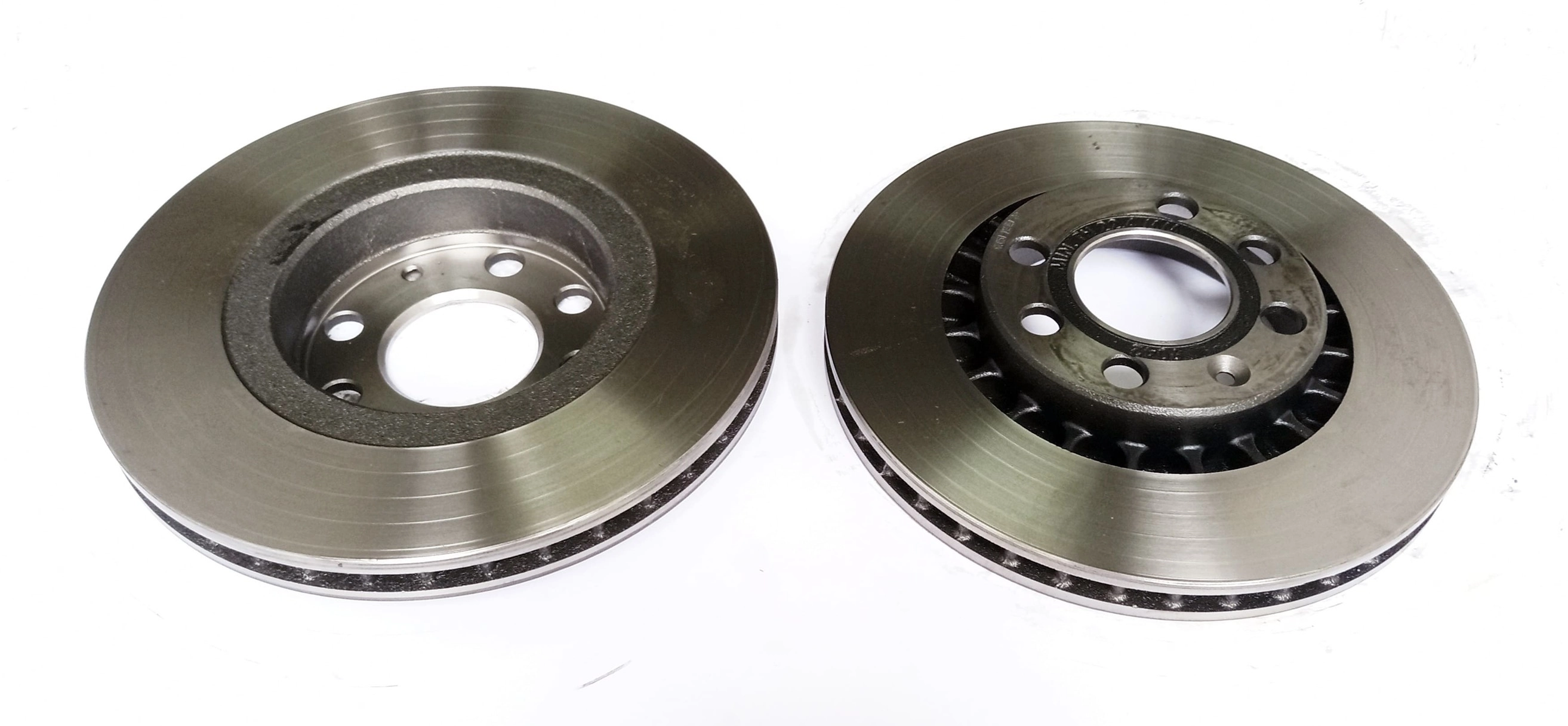 DISCO FREIO DIANTEIRO VENTILADO 256MM 4 FUROS VECTRA GL/GLS/CD 94/96 VECTRA/ASTRA 2.0 8V 94/98 256M