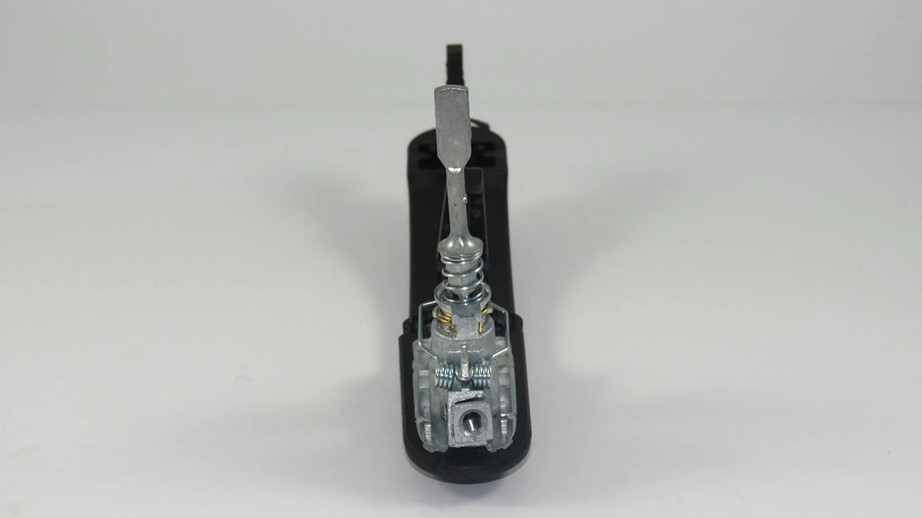 MACANETA EXTERNA VW GOL/PARATI 99/ GIII 2 PORTAS - MECANICA C/CHAVE PERFIL MAXION
