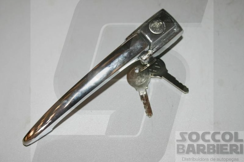 MACANETA EXTERNA PORTA ESQUERDA VW FUSCA /77 - CROMADA COM CHAVE