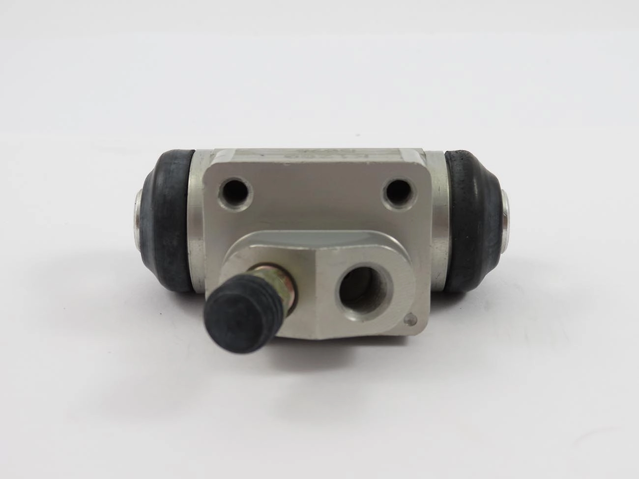 CILINDRO RODA HYUNDAI TUCSON 2005/ - 20.63 - TRASEIRO