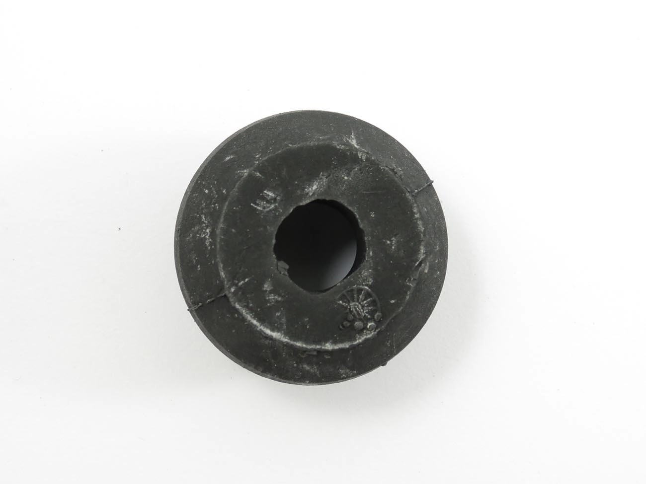BUCHA SUSPENSAO FORD ESCORT/VERONA 93/ - VW LOGUS/POINTER - QUADRO MOTOR