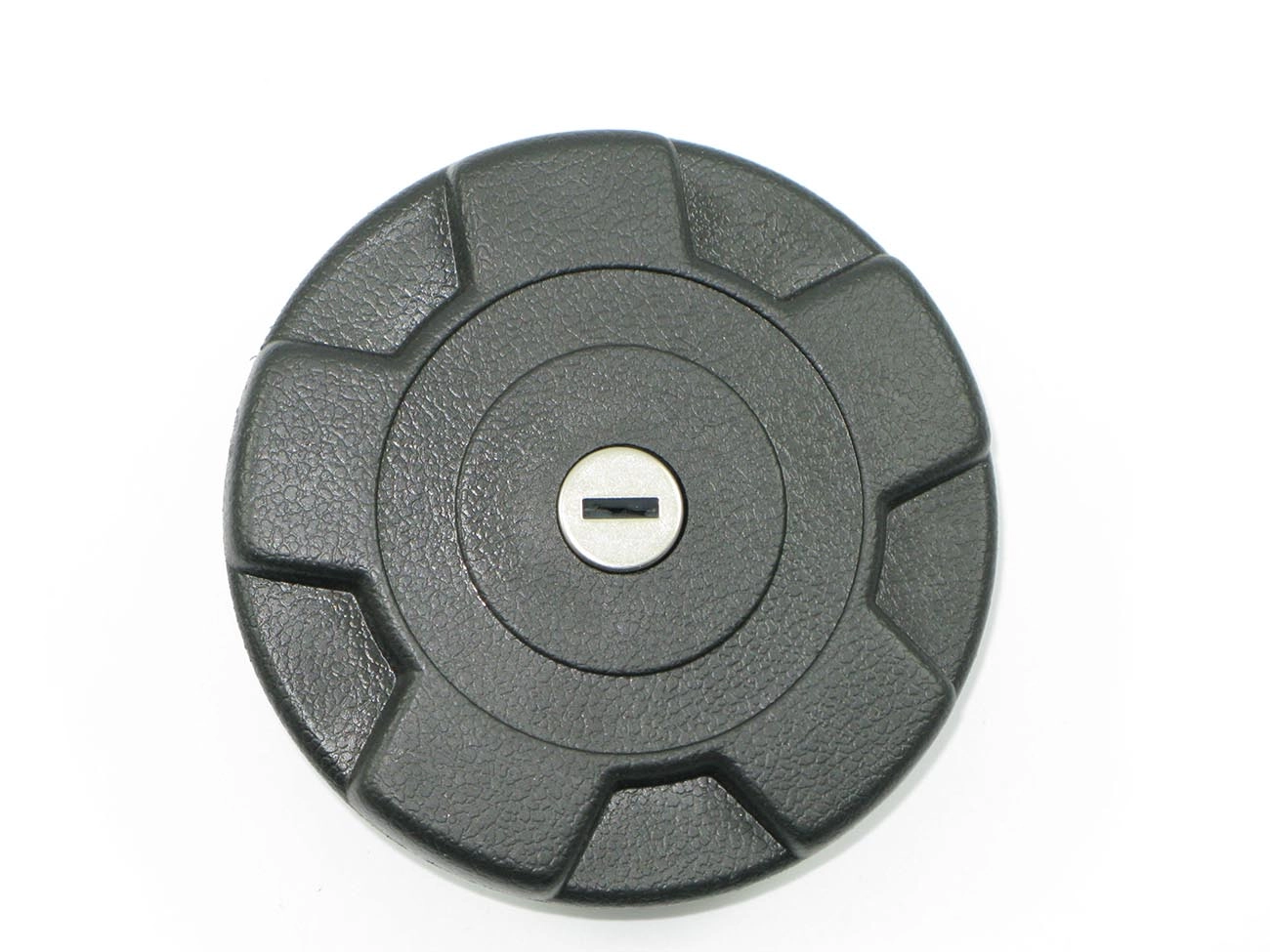 TAMPA TANQUE COMBUSTIVEL COM CHAVE VW GOL/SAVEIRO /89 - KOMBI 81/89 - VOYAGE/PARATI /86