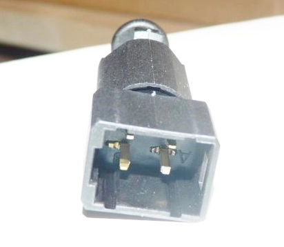 INTERRUPTOR LUZ FREIO RENAULT TODOS QUADRIPOLAR