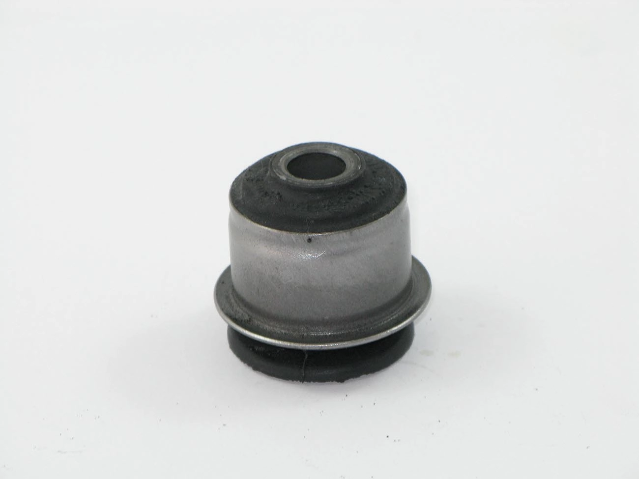 BUCHA TRASEIRA QUADRO MOTOR 12 MM SUSPENSAO VW SANTANA/QUANTUM 95/ 12MM