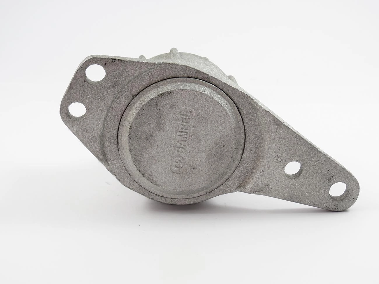 COXIM DIANTEIRO MOTOR DIREITO FIAT PALIO WEEKEND 1.8 03/11 MOTOR GM - SIENA 03/11 - STRADA 03/11 8V