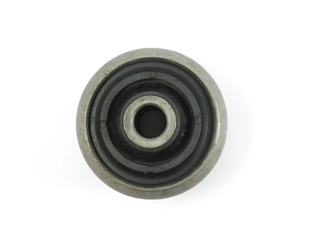 BUCHA TRASEIRA BANDEJA DIANTEIRA FORD MONDEO 96/2001