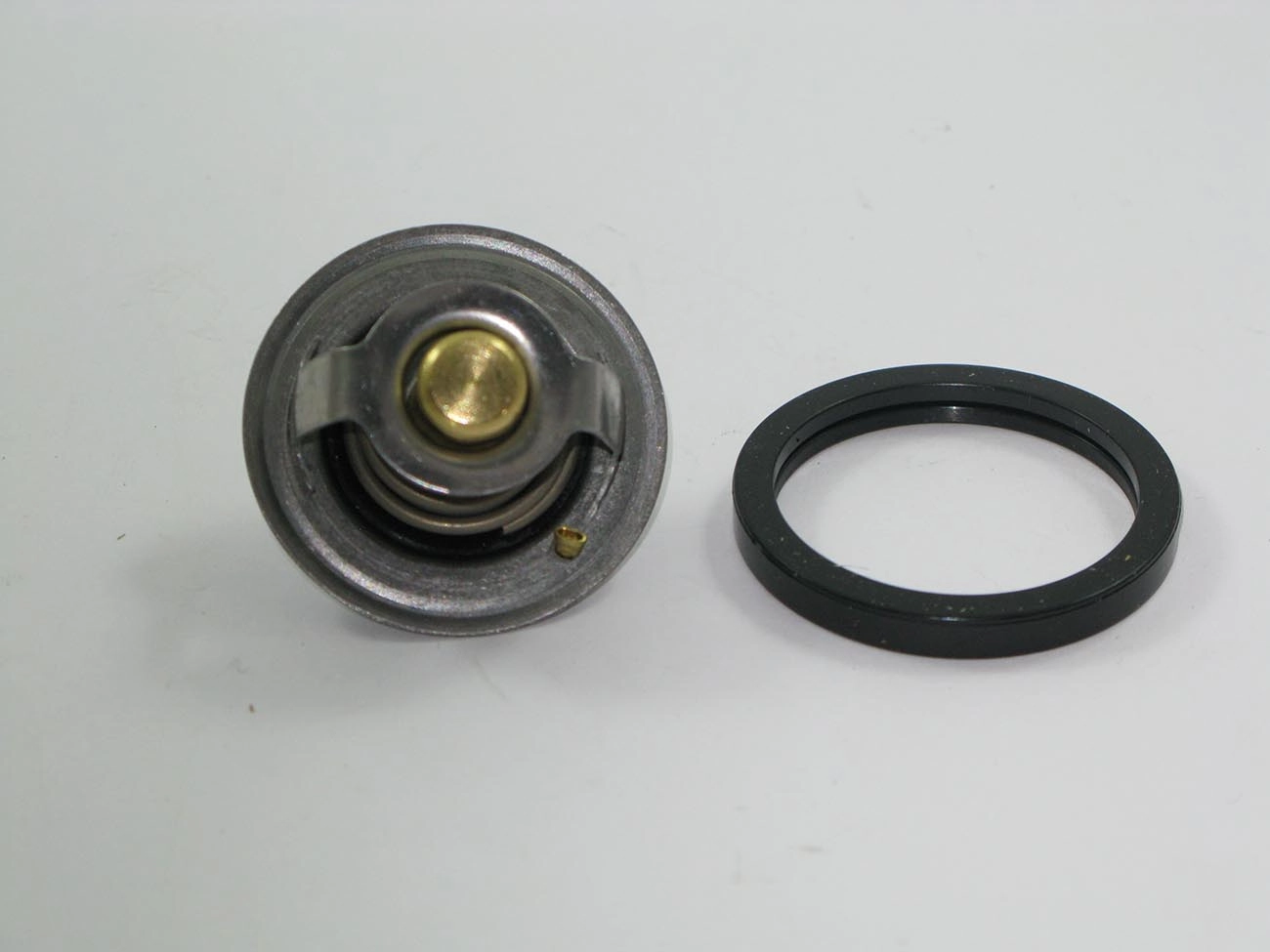 VALVULA TERMOSTATICA FORD NEW FIESTA 1.5/1.6 2010/
