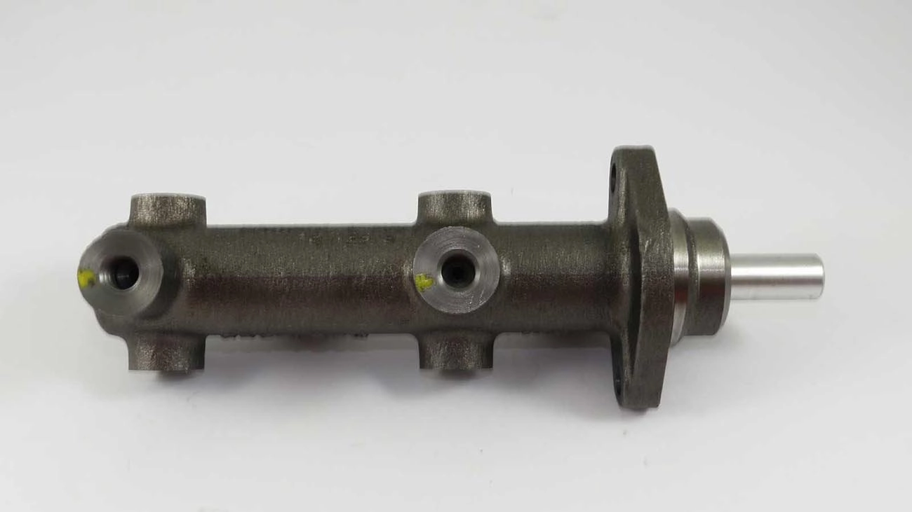 CILINDRO MESTRE FREIO 20.63MM VW GOL/VOYAGE/PARATI/SAVEIRO 81/84 PASSAT 77/84 SANTANA 84/9 06 SAÍDAS