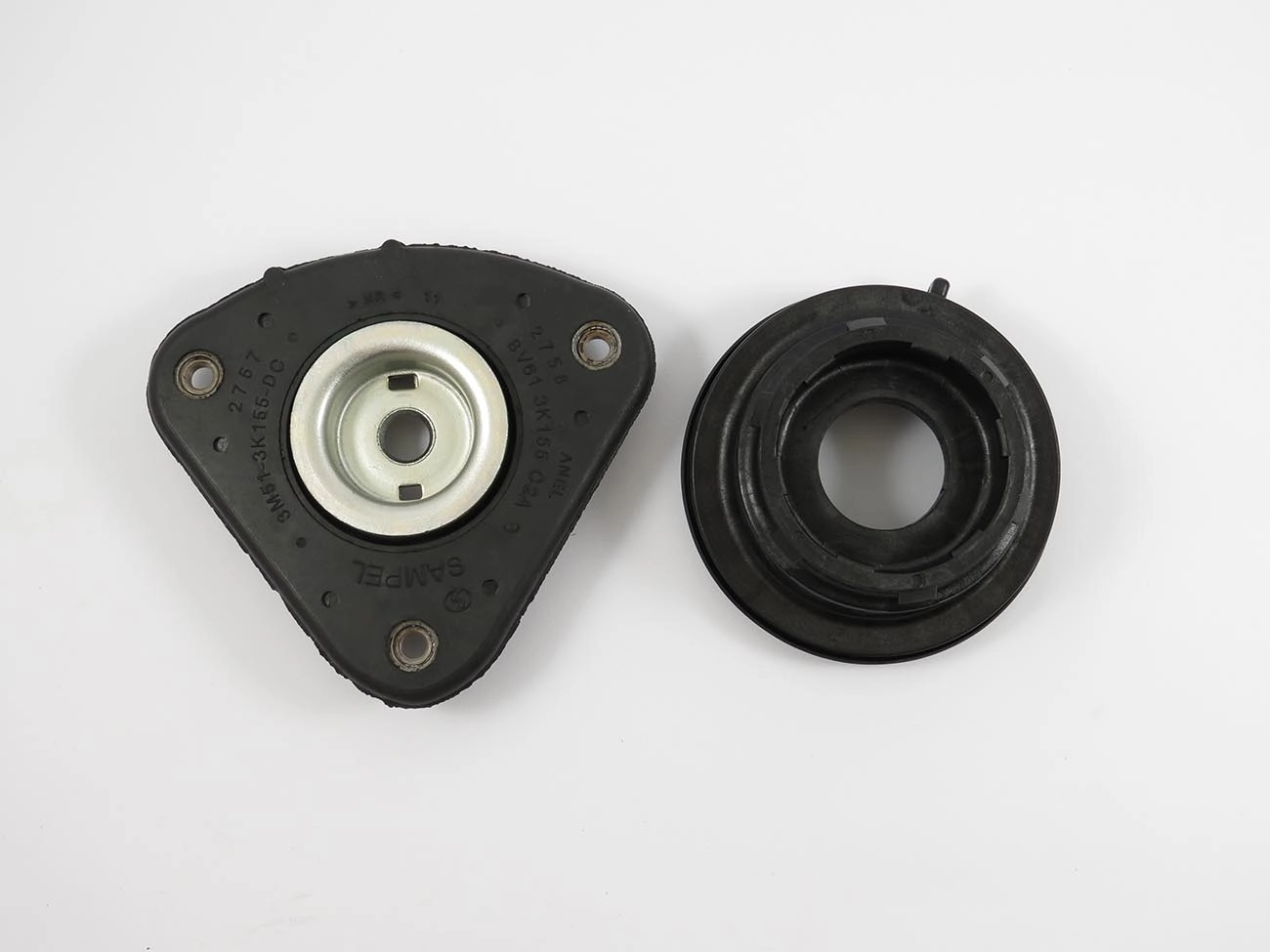 COXIM AMORTECEDOR FORD FOCUS 2008/2013 - DIANTEIRO C/ROLAMENTO SKF