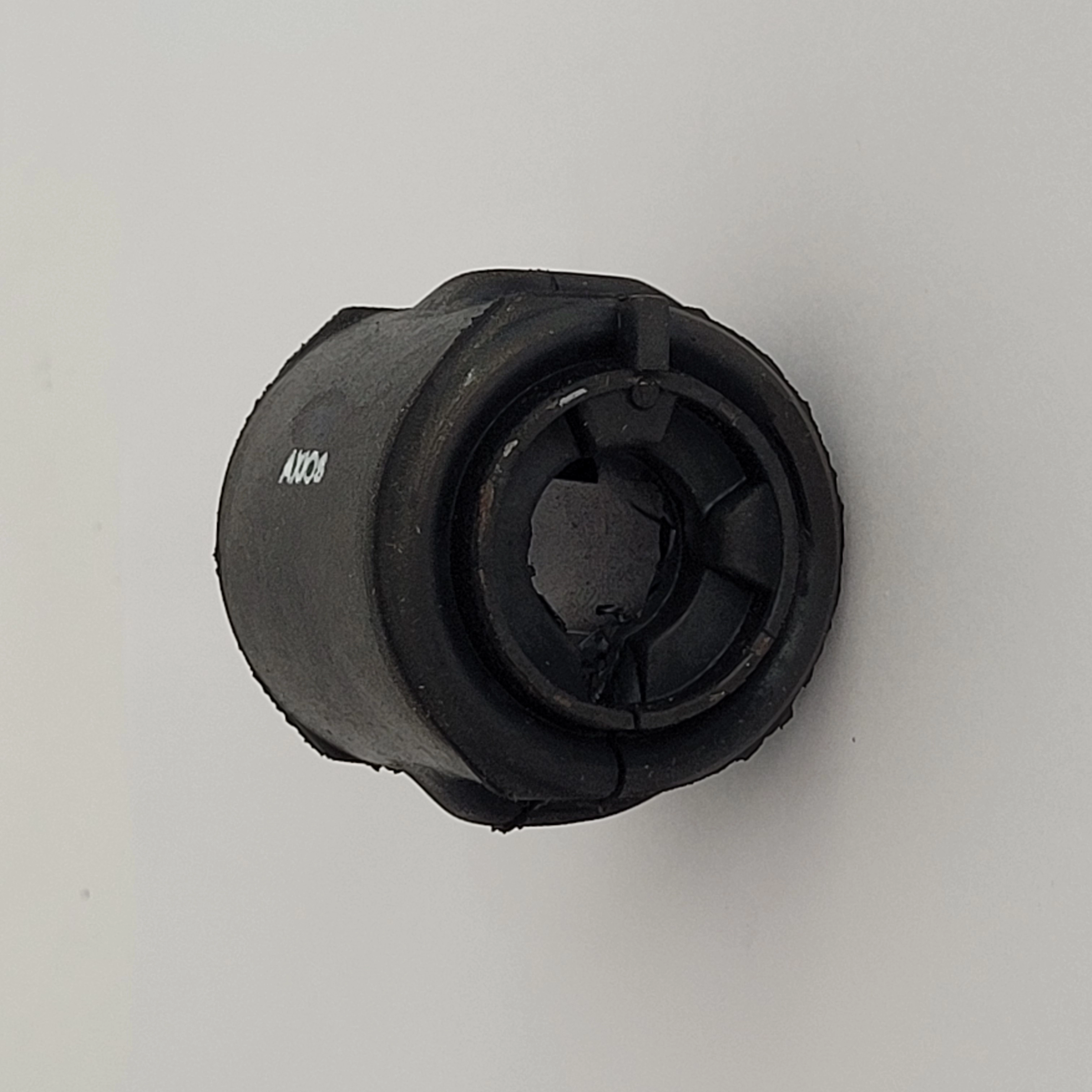 BUCHA DO ESTABILIZADOR DIANTEIRO CITROEN XSARA 98/04 - ZX 93/98 - PEUGEOT 306 94/ - FURO 18MM