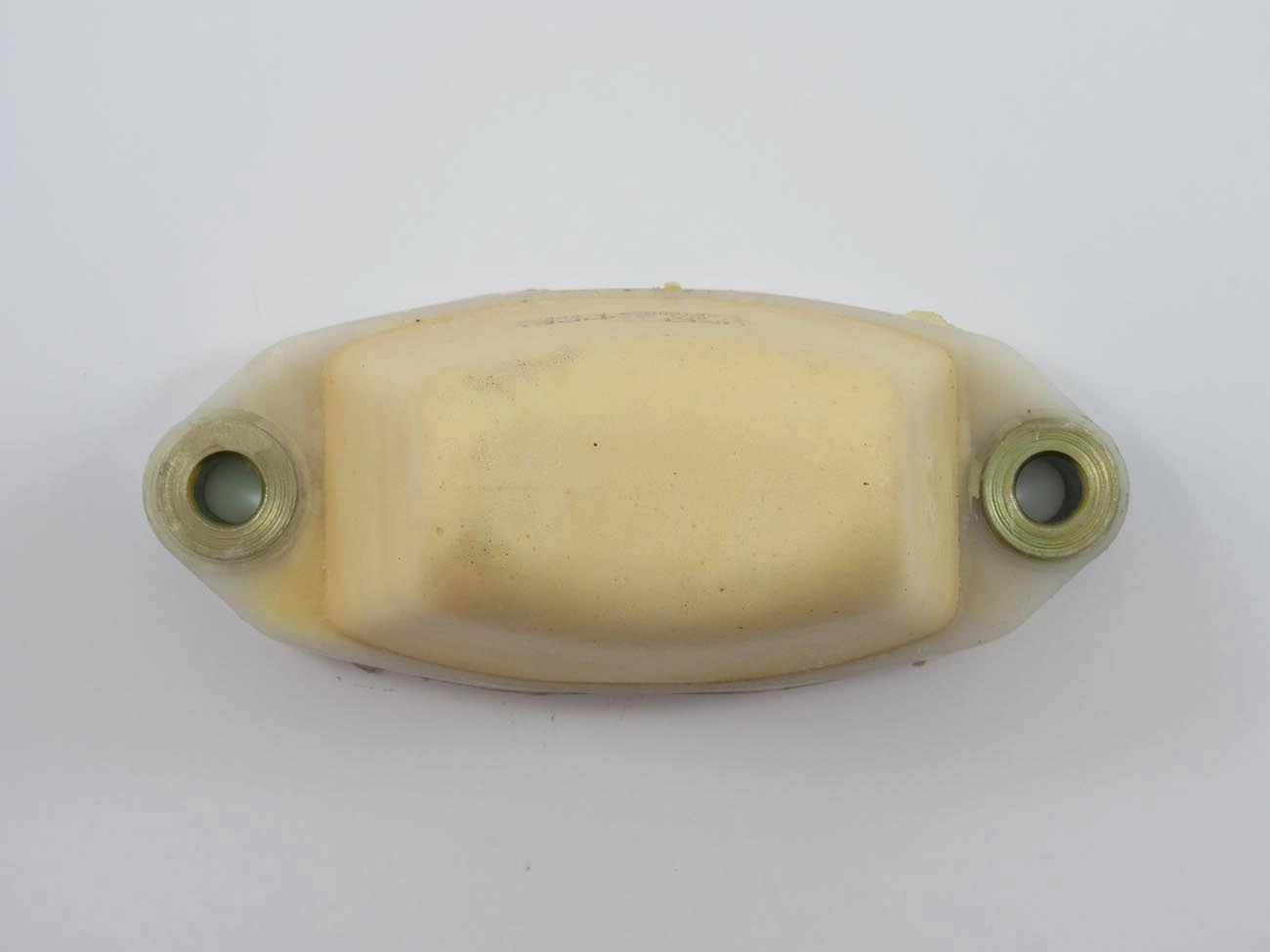 BATENTE SUSPENSÃO TRASEIRA GM S-10/S-10 95/11 - BATENTE FEIXE DE MOLA - PARA UM LADO
