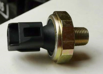 INTERRUPTOR/SENSOR PRESSÃO ÓLEO PRESSAO OLEO TOYOTA HILUX/COROLLA/4RUNNER/AVENSIS/RAV4/PRIUS