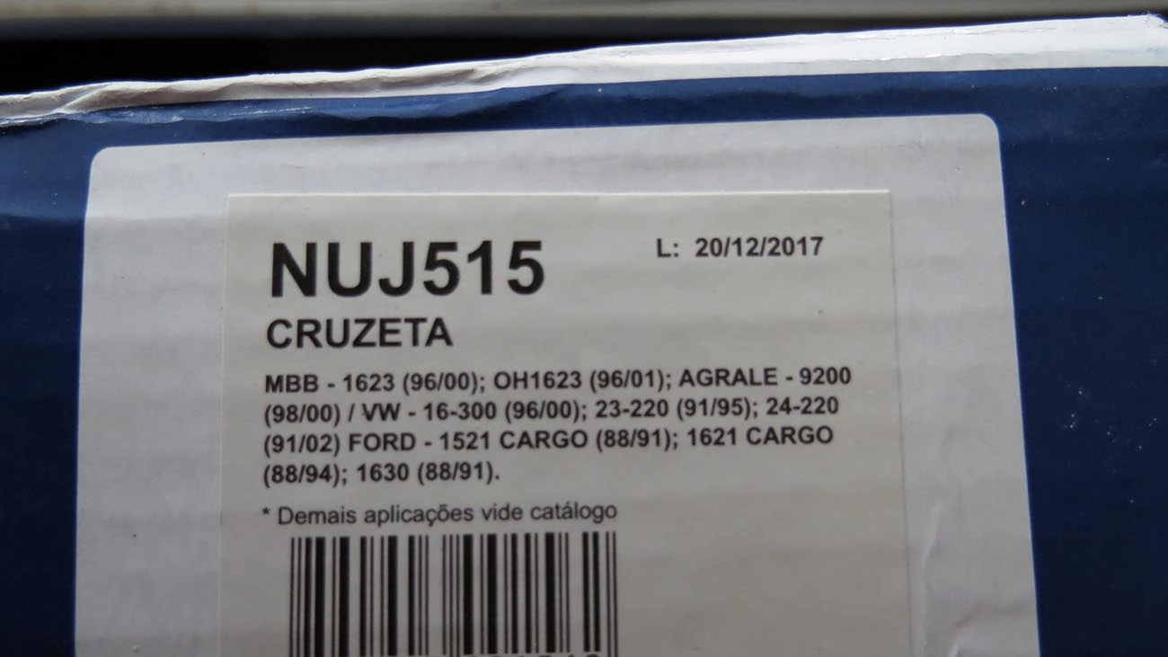 CRUZETA CARDAN VW 23.210/24.220/CONSTELLATION - 49X154MM DUAS CATANHAS COM CHAVETA/DUAS PARAFUSADAS