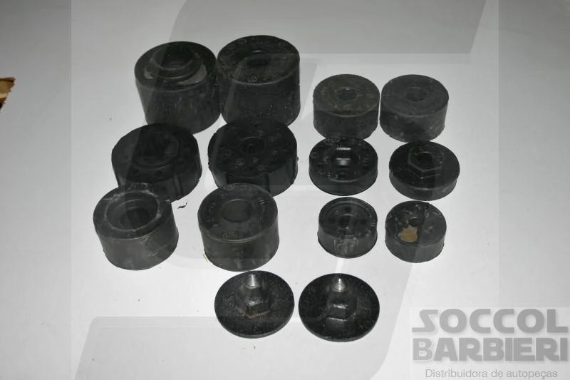 COXIM CABINE/RADIADOR FORD F-4000 93/ - S/FERRAGENS
