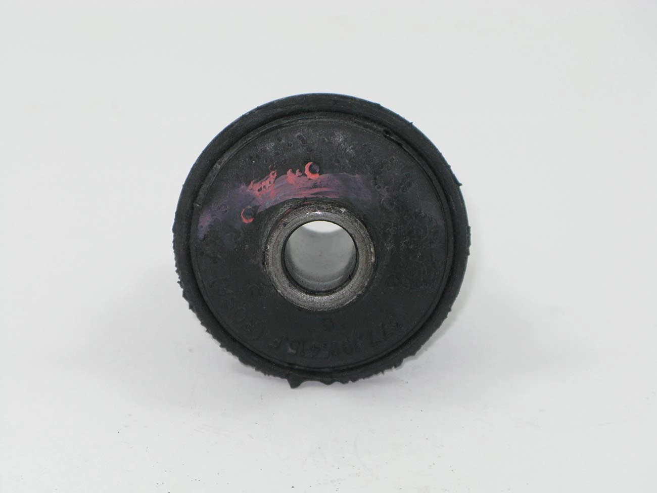 BUCHA DIANTEIRA QUADRO MOTOR 12 MM SUSPENSAO VW GOL/PARATI/SAVEIRO 97/ 12MM D