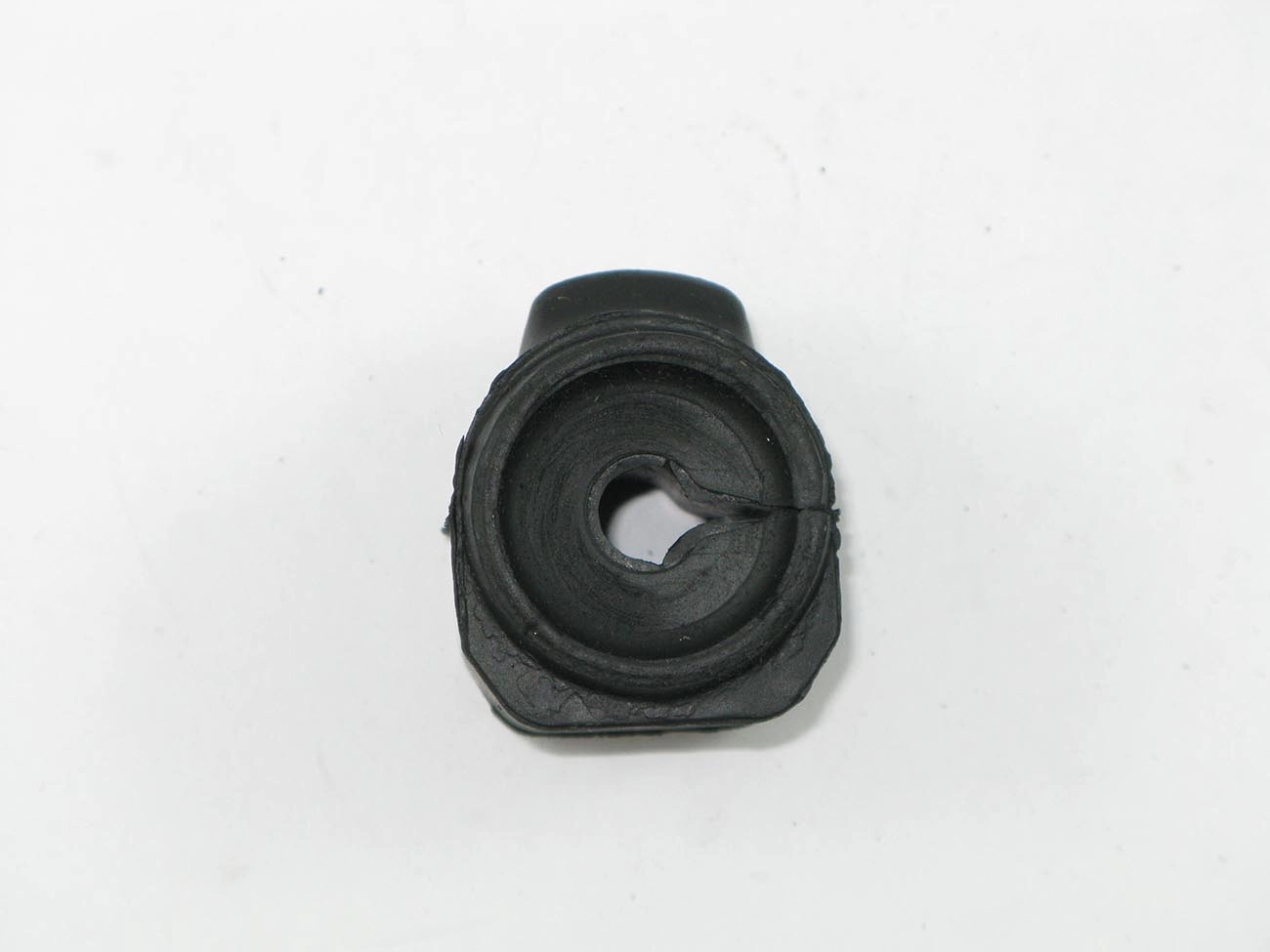 BUCHA DO ESTABILIZADOR DIANTEIRO FORD NOVO FIESTA 02/14 - FURO 12MM