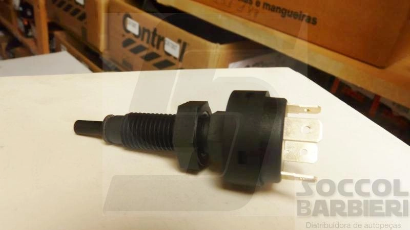 INTERRUPTOR DE FREIO - FIAT UNO/PREMIO/ELBA - 4 TERMINAIS