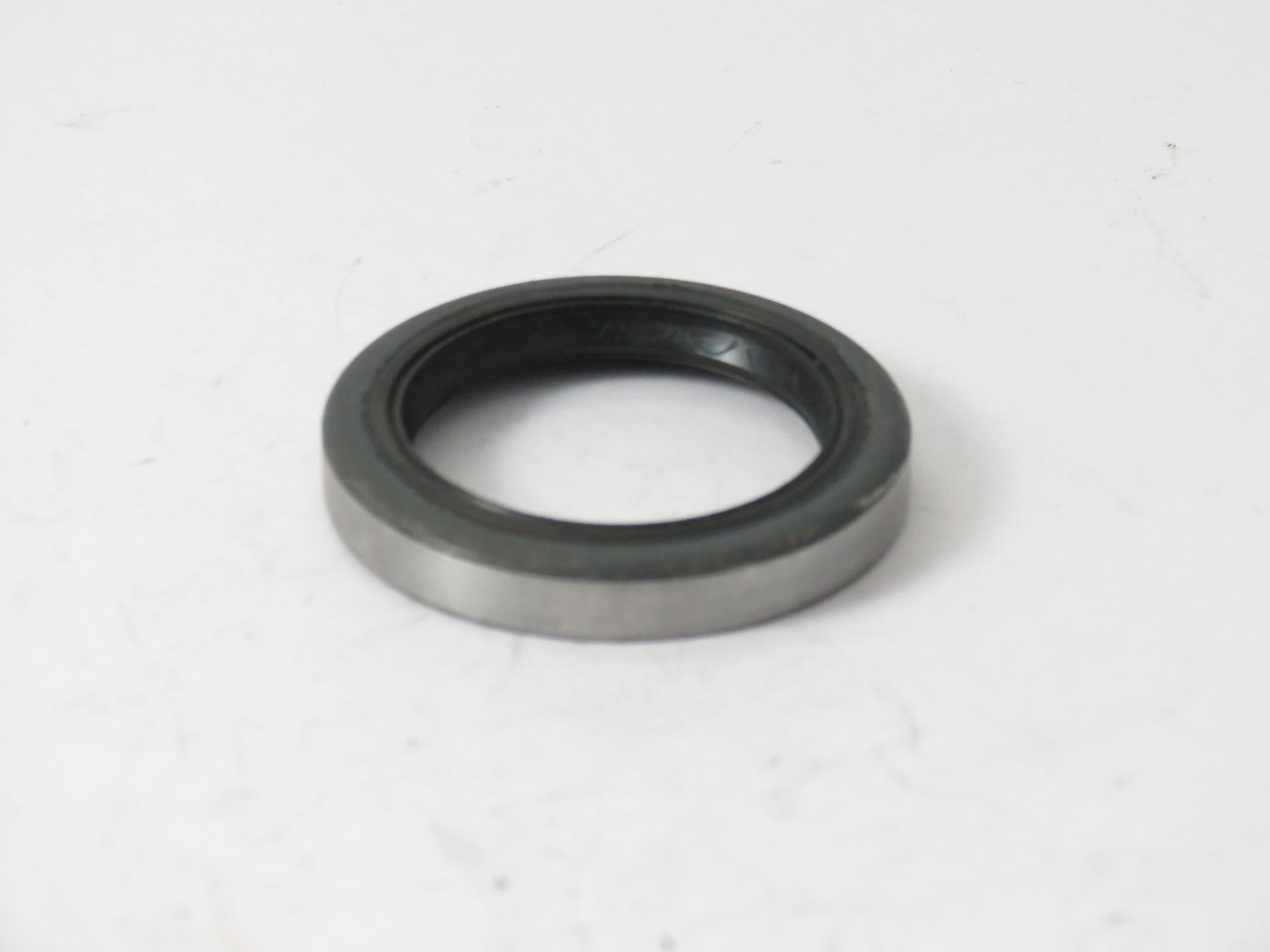 RETENTOR RODA TRASEIRA FORD ESCORT/VERONA 93/ VW LOGUS/POINTER