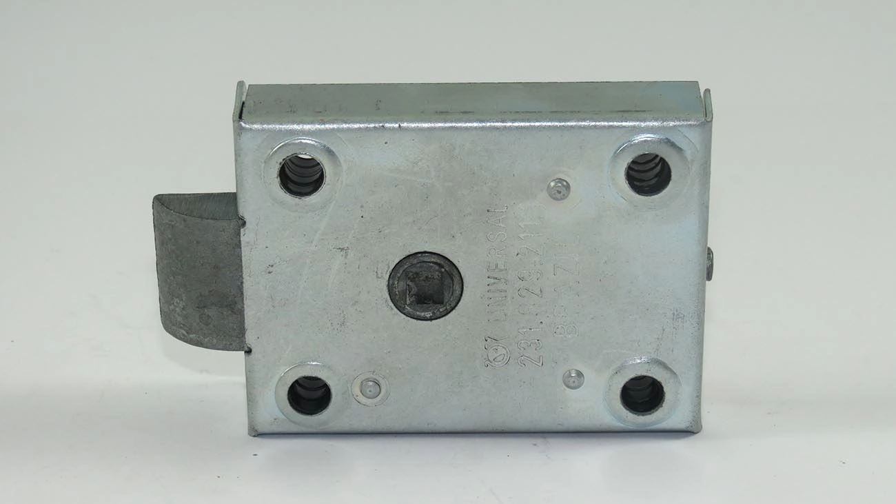 FECHADURA PORTA MALAS VW KOMBI /97 - FECHADURA