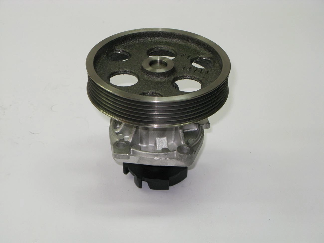 BOMBA AGUA FIAT PALIO/STRADA 1.0 8V 09.99/08.00 - COM POLIA MULTI V 6 CANAIS
