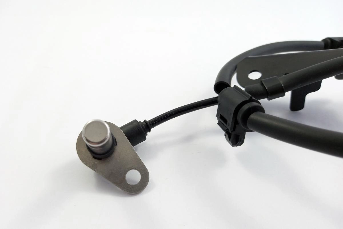SENSOR ABS DIANTEIRO DIREITO GM S-10  2.4/2.5/2.8 8V/16V 12/16 TRAILBLAZER 2.8 8V/3.6 V6 24V 13/14