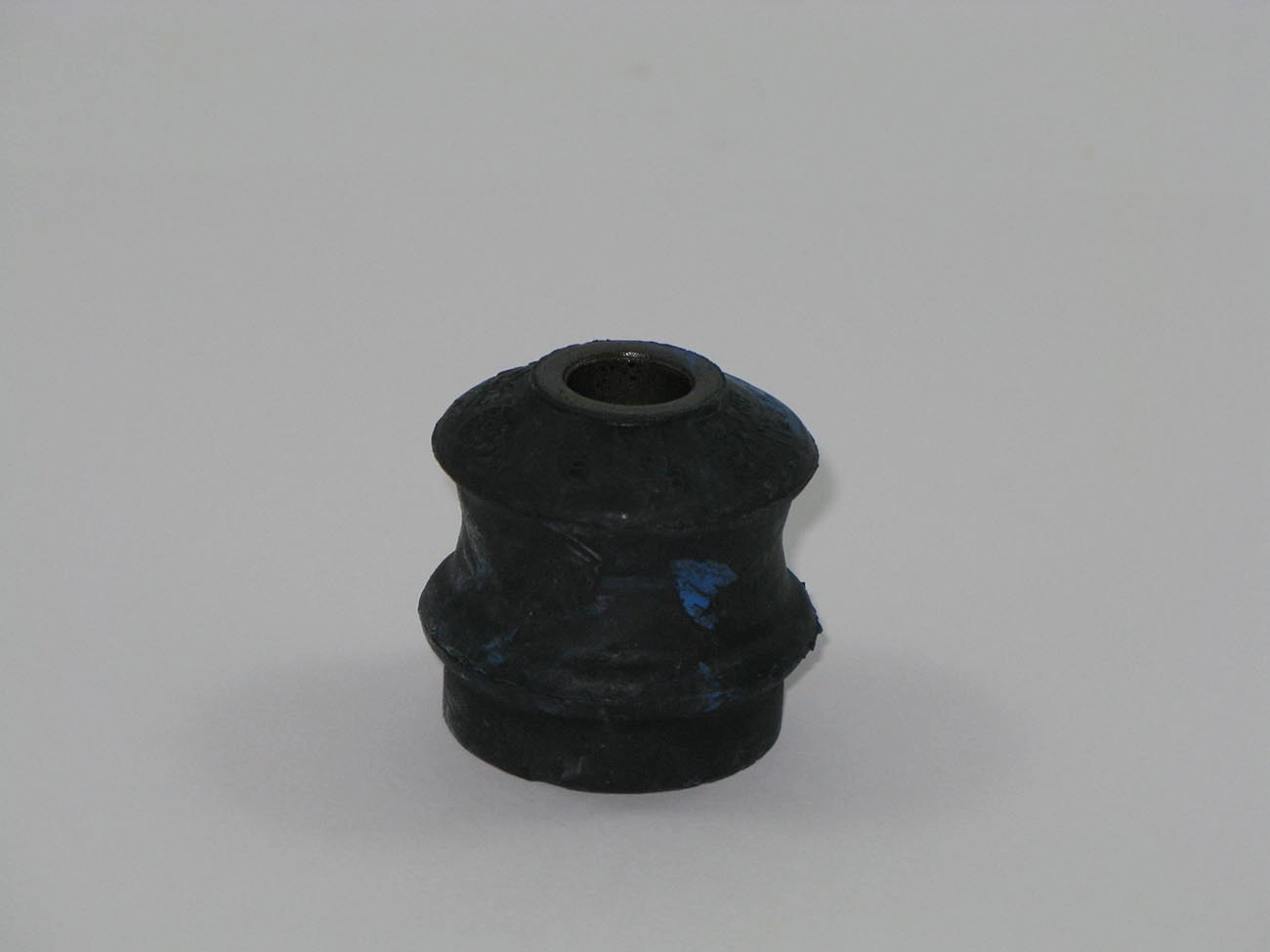BUCHA TRASEIRA QUADRO MOTOR 12 MM SUSPENSAO VW GOL/PARATI/SAVEIRO 97/ 12MM