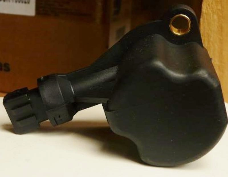 INTERRUPTOR DE LUZ DE RE - VW POLO CLASSIC/VAN / AUDI A3 / TT