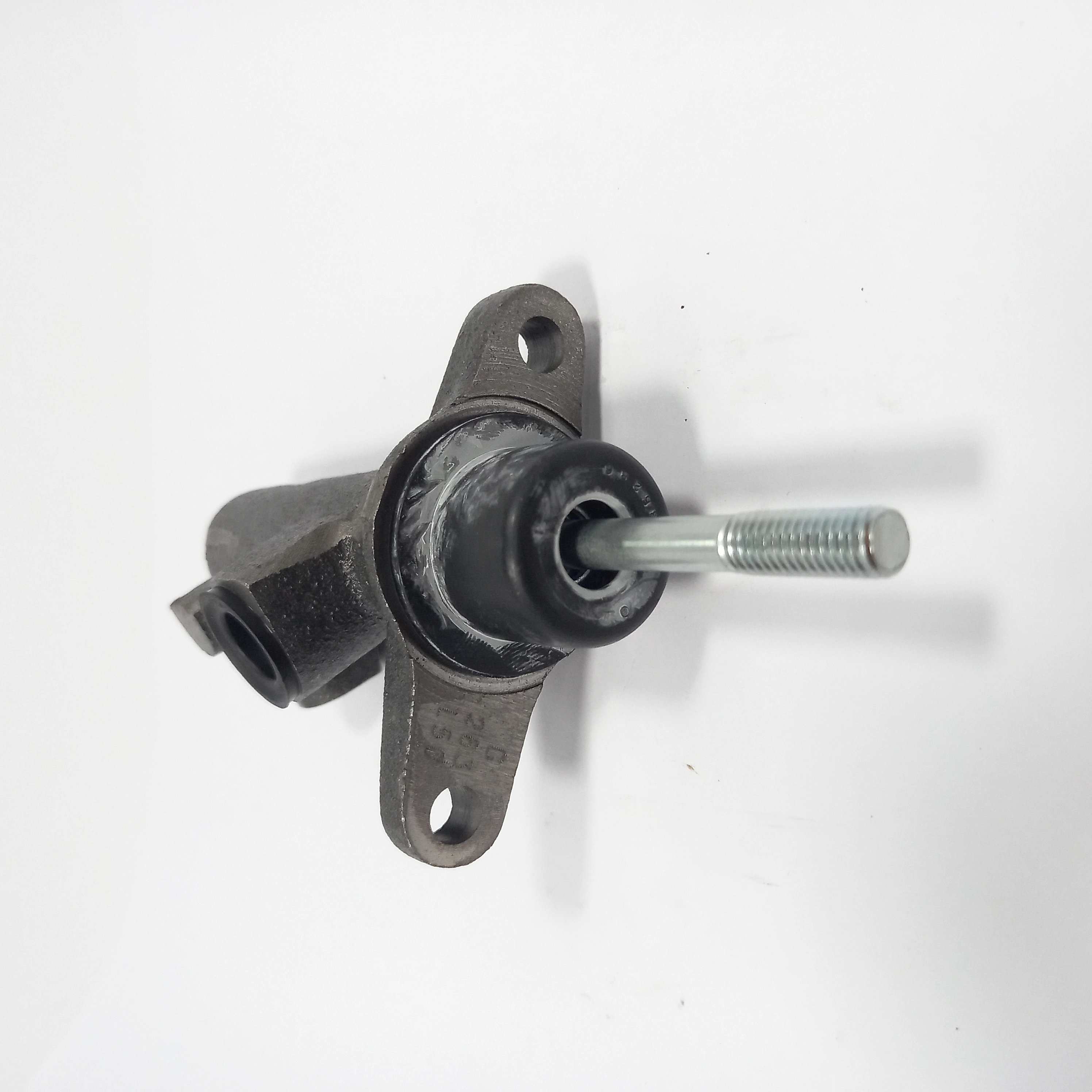 CILINDRO MESTRE EMBREAGEM TOYOTA HILUX 2.4/2.8 1992/2004 - SW4 2.8 1992/1995 - 5/8