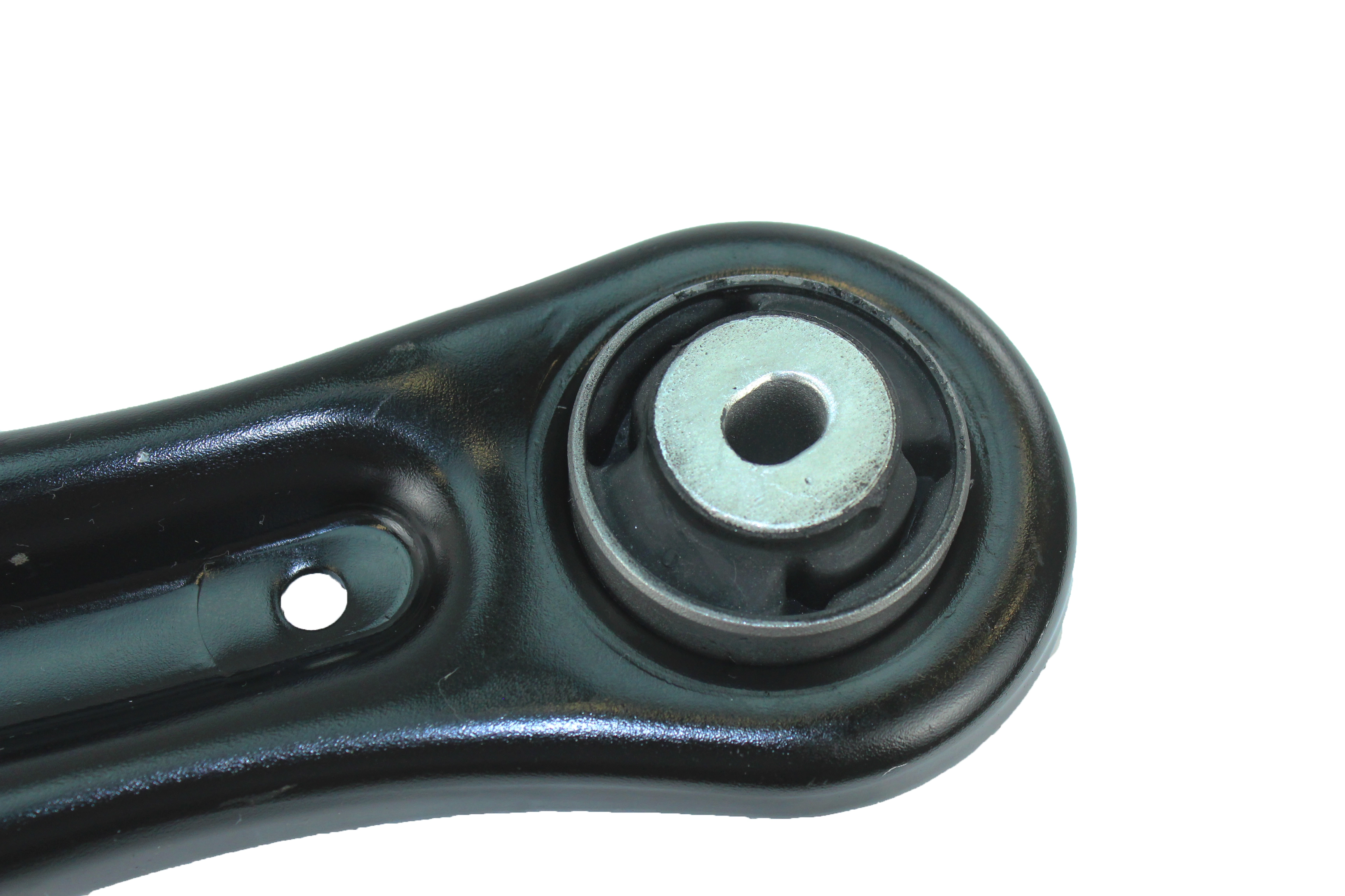 BANDEJA DIREITA COM BUCHAS/COM PIVO FORD ECOSPORT 2013/2018