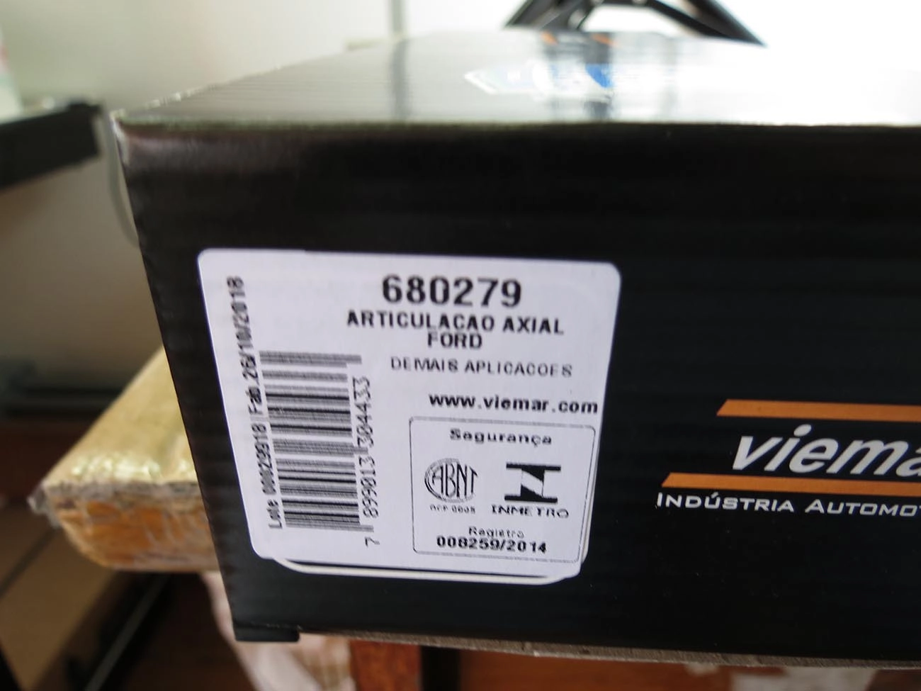 ARTICULAÇÃO/BARRA AXIAL DIREÇÃO COM COIFA DIREITA/ESQUERDA FORD CORCEL/BELINA/DEL REY/PAMPA TODOS