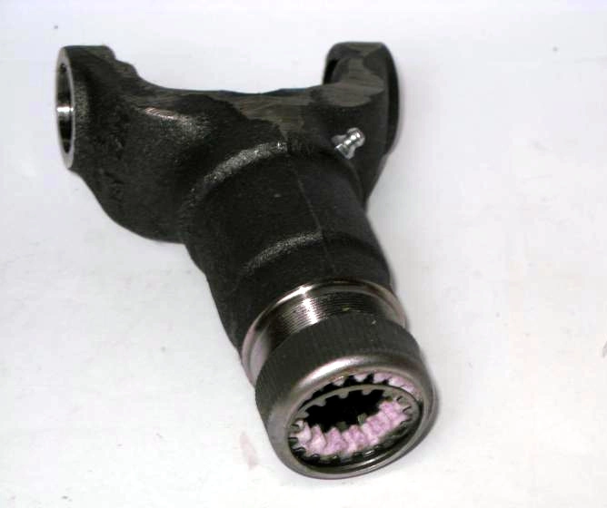 LUVA DO CARDAN 16 ESTRIAS VW 6.80/6.90/7.90 - PARA CRUZETA 5-160XS