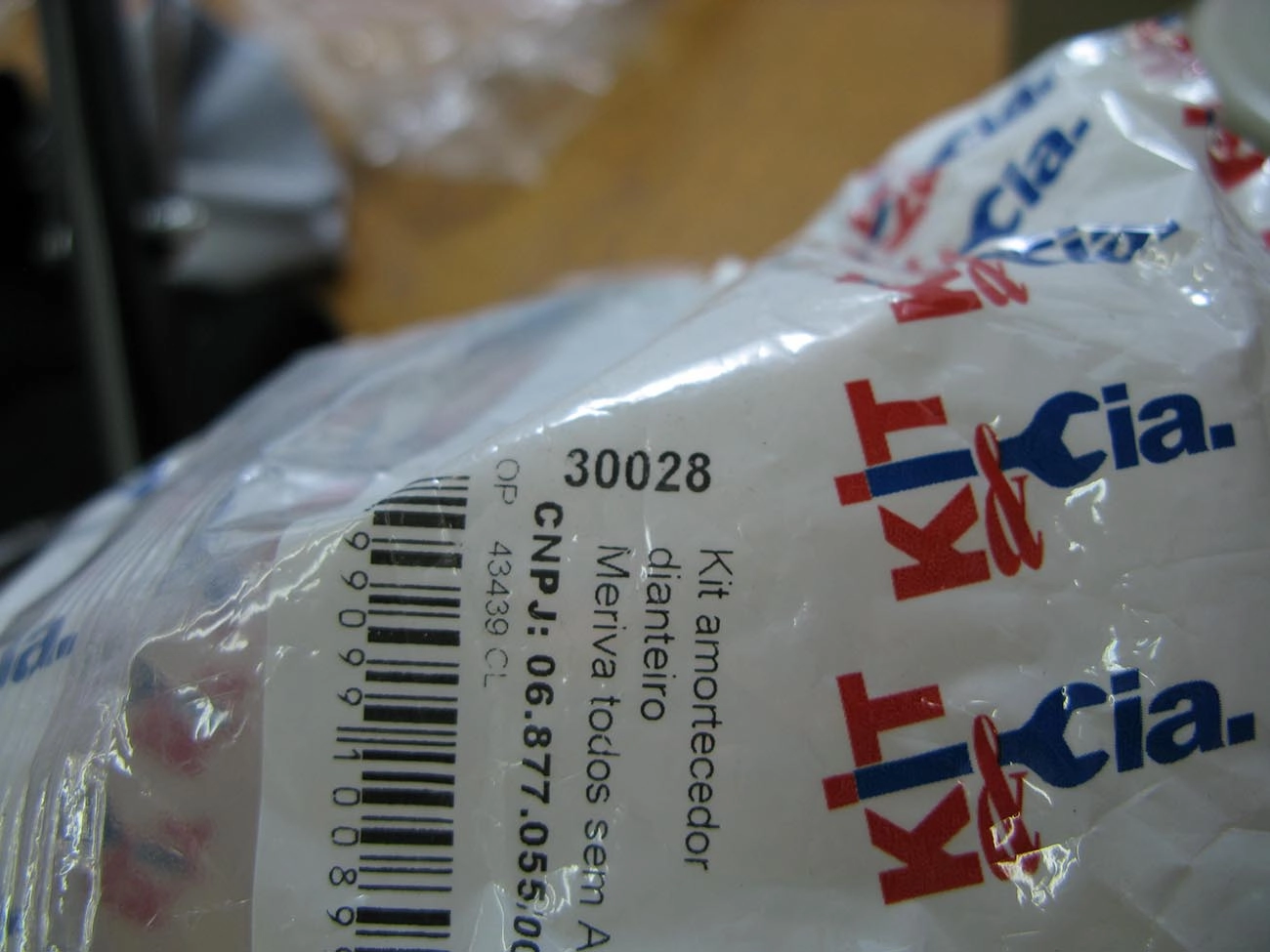 KIT AMORTECEDOR DIANTEIRO SEM ABS GM MERIVA 2002/2012 S/ABS