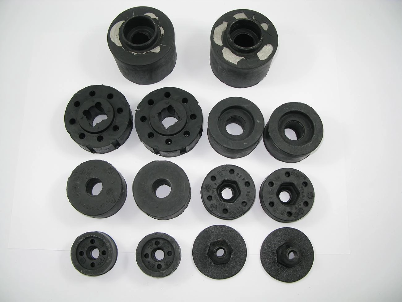 COXIM CABINE/RADIADOR FORD F-4000 93/ - S/FERRAGENS