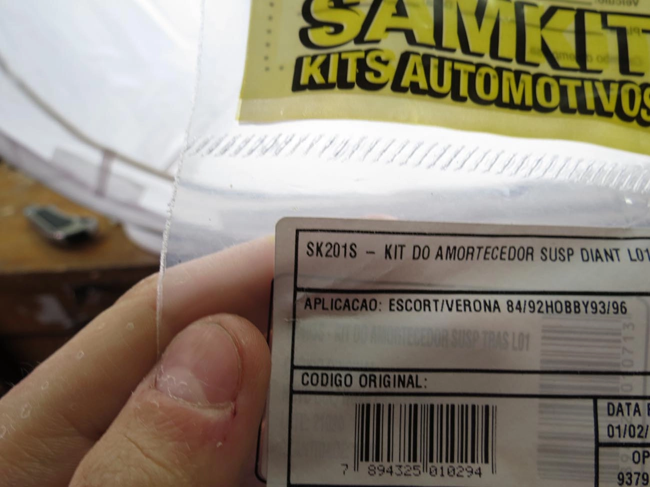 KIT AMORTECEDOR FORD ESCORT/VERONA /92 - VW APOLLO - DIANTEIRO