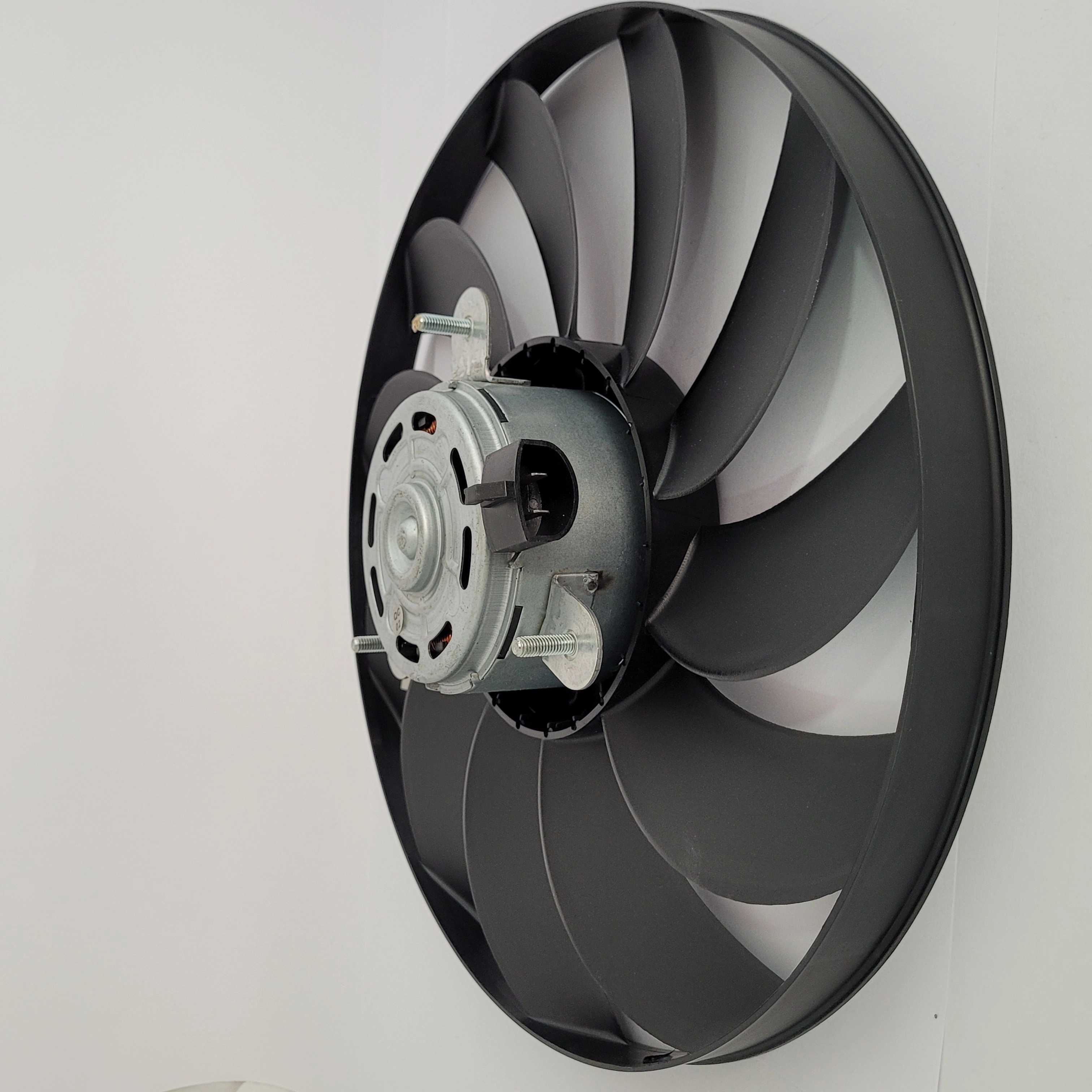 ELETROVENTILADOR SEM DEFLE FORD FIESTA 1.0/1.6 99/01 - COURIER 1.3 99/00 - COURIER 1.6 99/05 - C/ACD