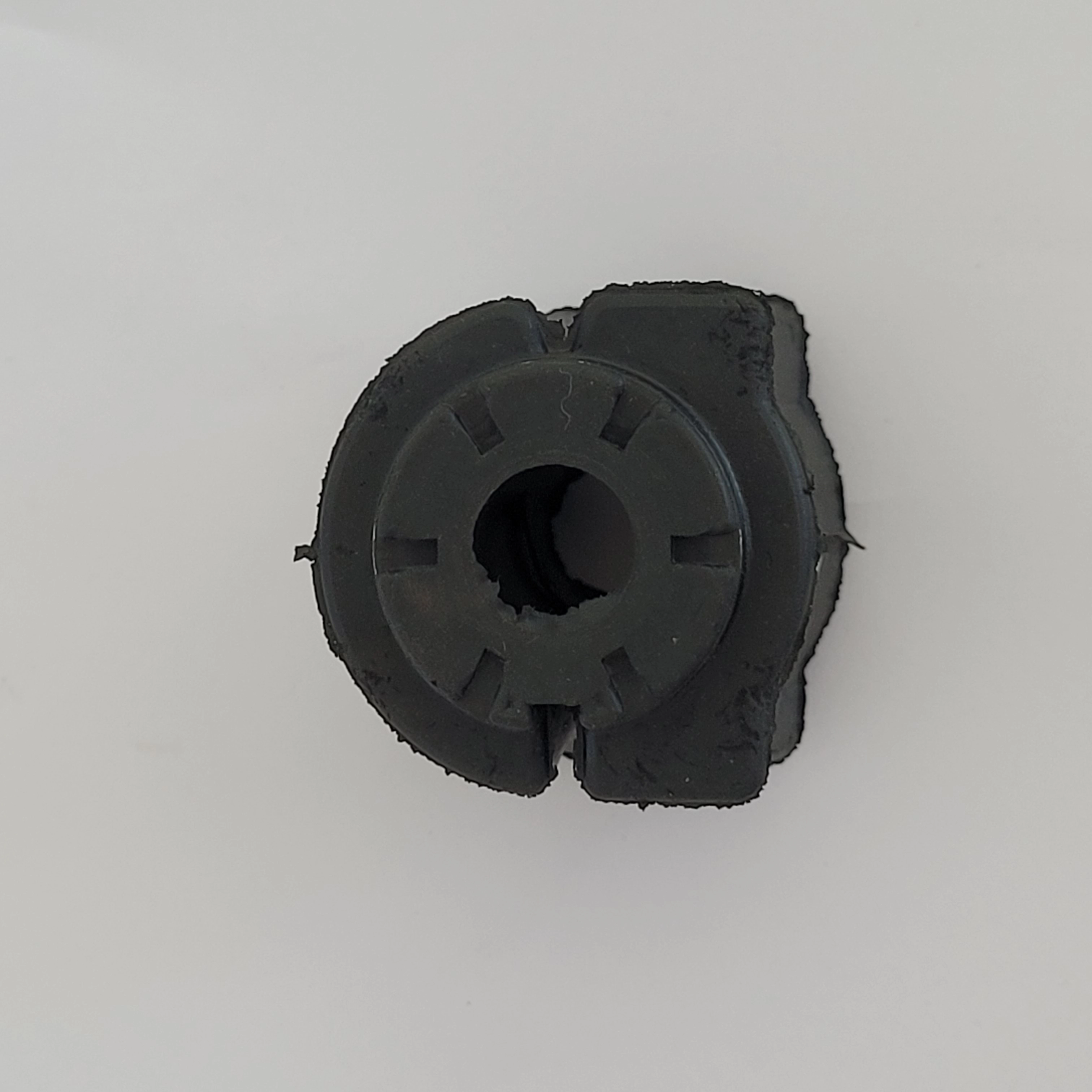 BUCHA ESTABILIZADOR DIANTEIRO FIAT BRAVO 2012/2016 - STILO 2003/2011 - FURO 15MM