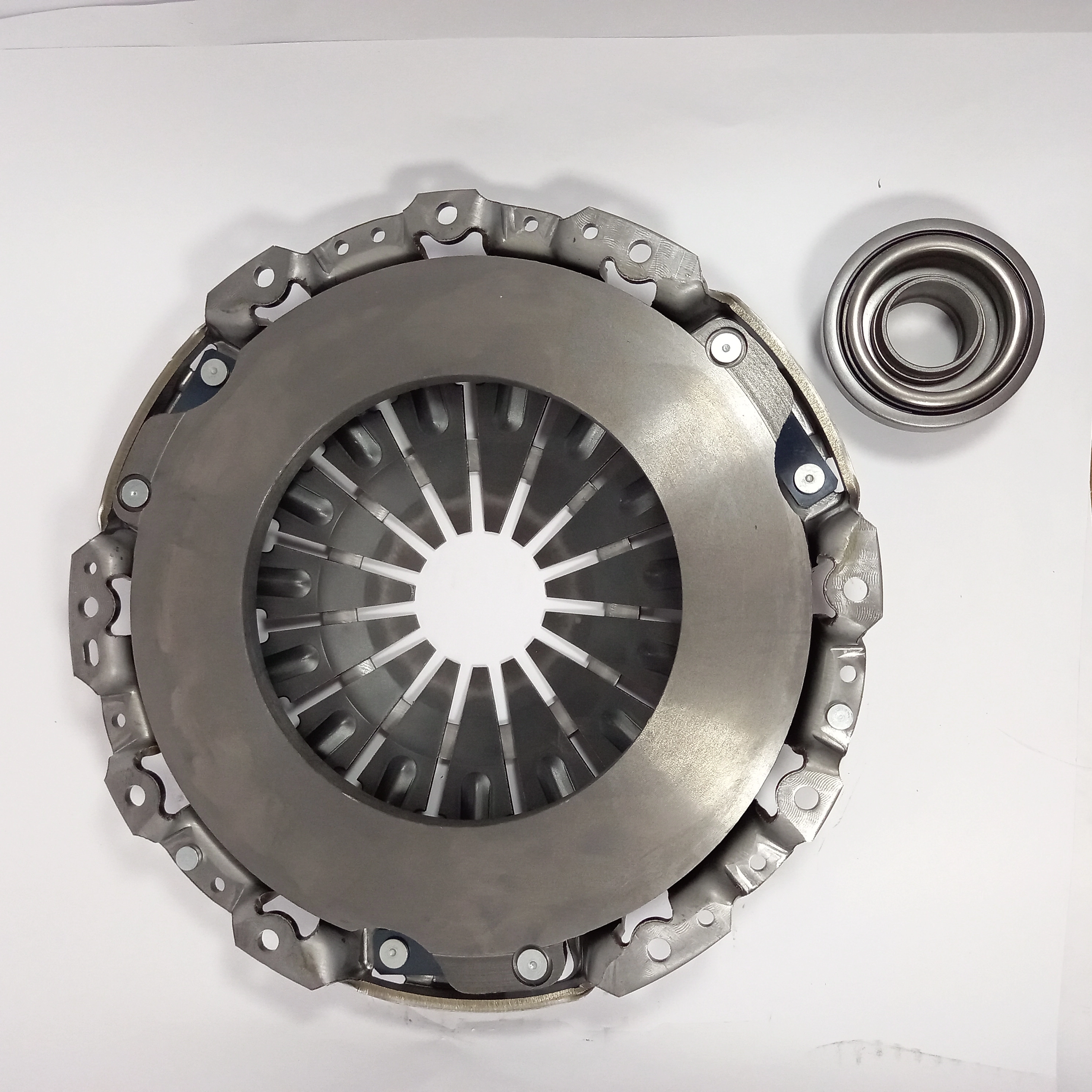 KIT DE EMBREAGEM NISSAN FRONTIER 2.5 16V 13/16 - 275MM 24 ESTRIAS - PLATÔ/DISCO/ROLAMENTO