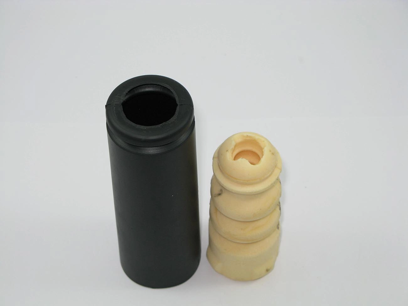 KIT AMORTECEDOR TRASEIRO BATENTE COIFA VW FOX 2003/ NOVO POLO 2002/
