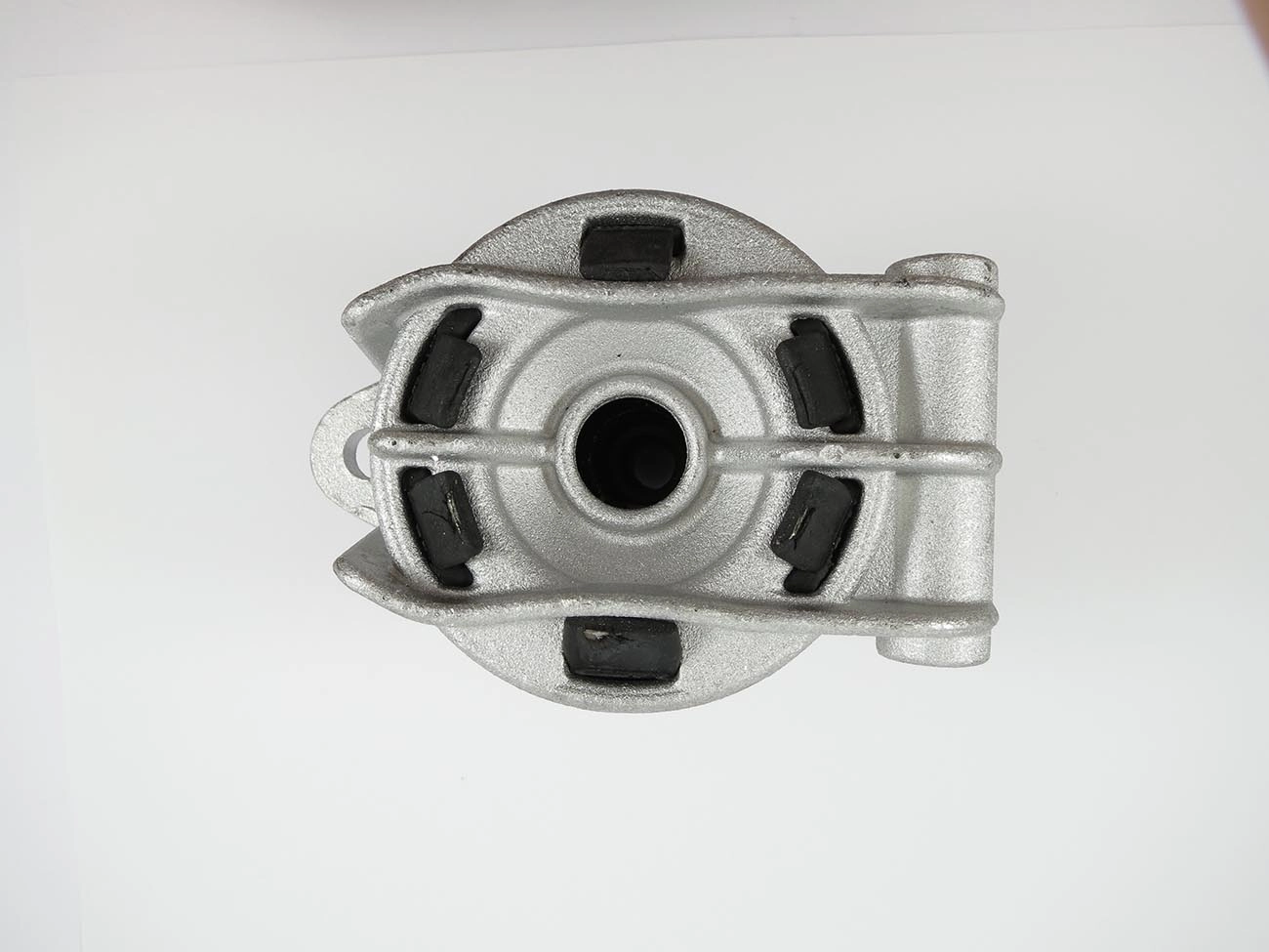 COXIM/SUPORTE TRASEIRO MOTOR LADO CÂMBIO GM ASTRA/ZAFIRA 99/ VECTRA 06/11 GT/GTX 07/11