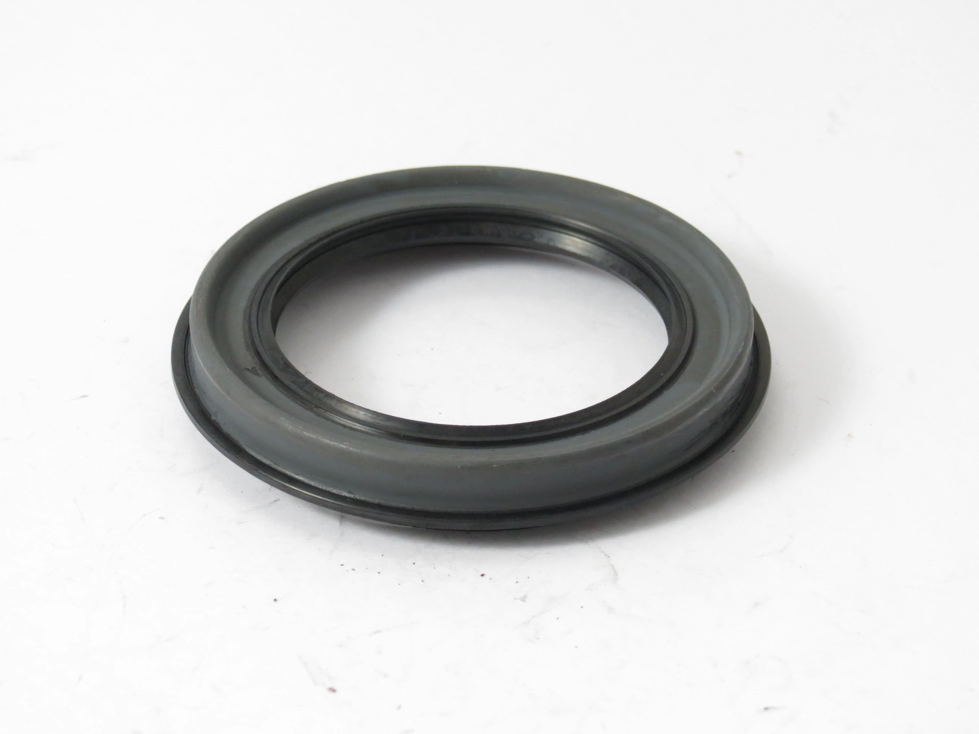 RETENTOR CUBO DE RODA DIANTEIRA NISSAN FRONTIER 2002/2007 - 57X79X85X9X13.5MM