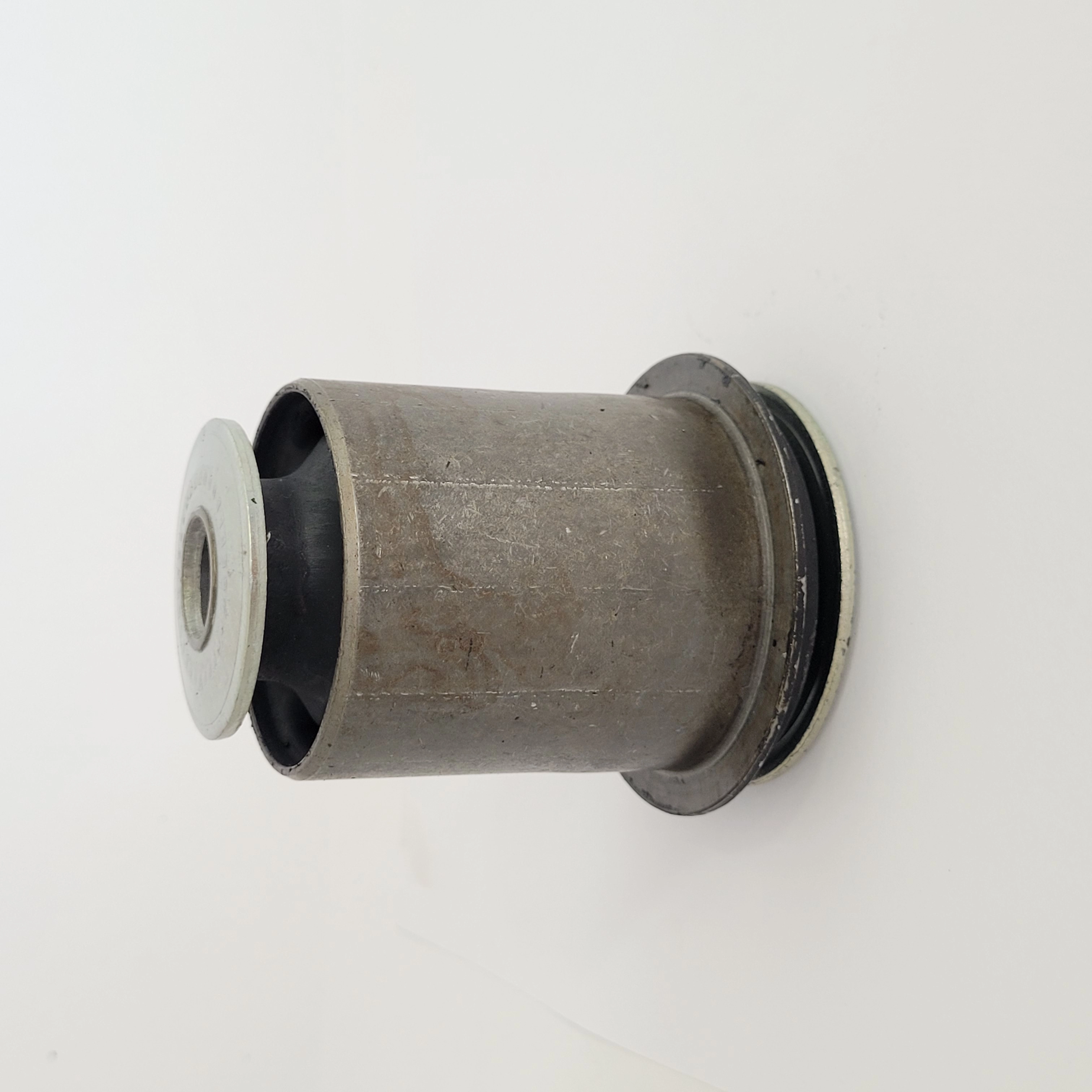 BUCHA DA BANDEJA INFERIOR TOYOTA HILUX 2005/2015 - SUSPENSAO DIANTEIRA BUCHA MAIOR