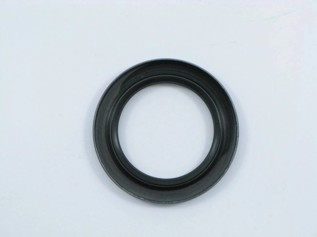 RETENTOR CUBO RODA DIANTEIRO 46,30X66,60X6,40MM DIANTEIRA FORD F-100/1000 TODOS DODGE POLARA 46,30X66,6X6,4MM