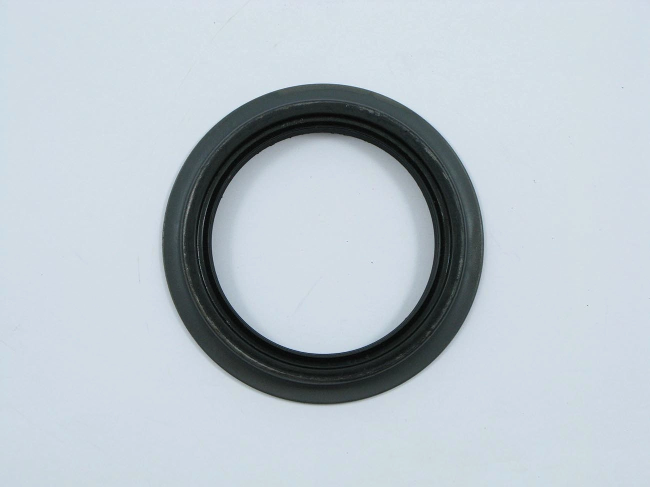 RETENTOR RODA DIANTEIRA FORD F-250/350 99/