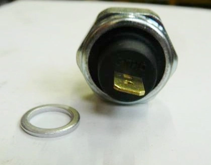 INTERRUPTOR PRESSÃO ÓLEO FILTRO PRESSAO OLEO VW GOLF/POLO CLASSIC AUDI A3/A4 SEAT CORDOBA/IBIZA (1.8 BAR)