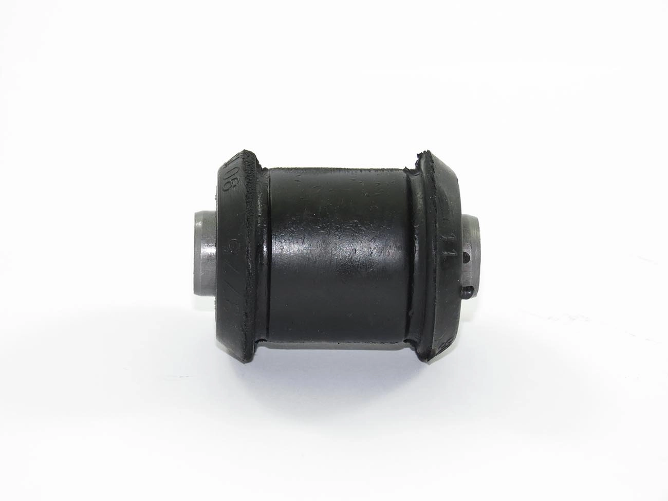 BUCHA DIANTEIRA BANDEJA SUSPENSÃO GM VECTRA 96/05 GTX 07/11 ASTRA/ZAFIRA 99/- MONZA 91/96