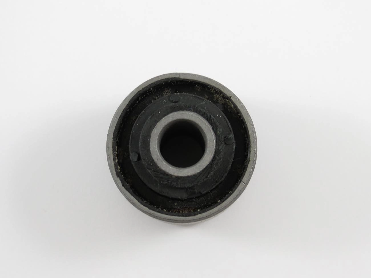BUCHA TRASEIRA DA BANDEJA RENAULT CLIO I 96/98 - SUSPENSAO DIANTEIRA FURO 12,20MM