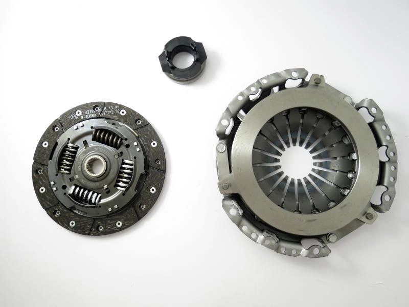 KIT DE EMBREAGEM VW GOL/PARATI 1.0 MI 8V 97/2014 GII/III/IV - 1.0 SPECIAL GER. II /2005 - 180MM
